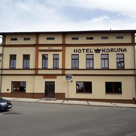 Hotel Koruna Penzion Teplice nad Metují エクステリア 写真